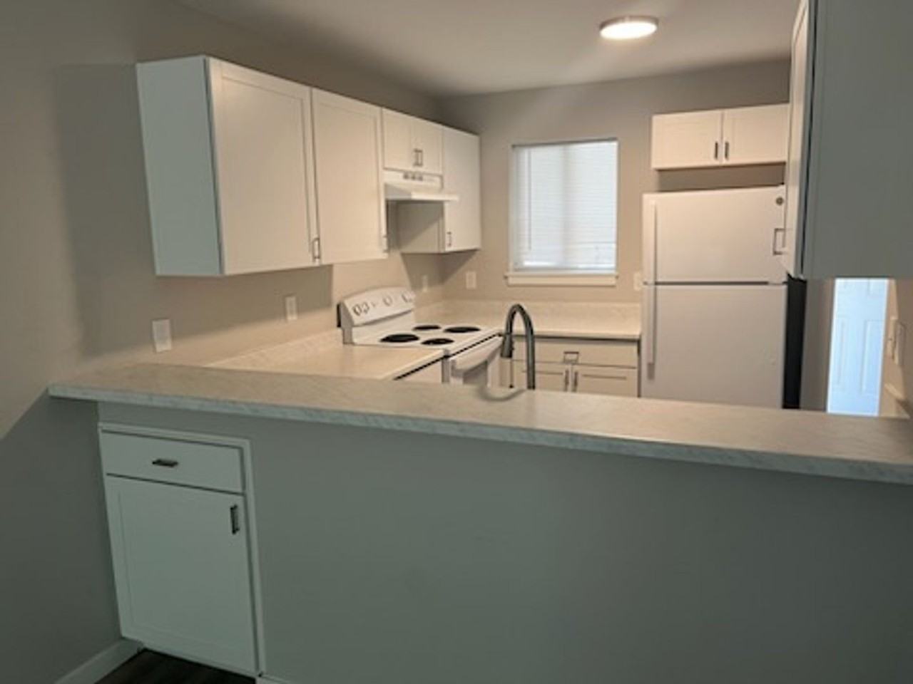 Cherry Ridge Apartments - Photo 2 of 6