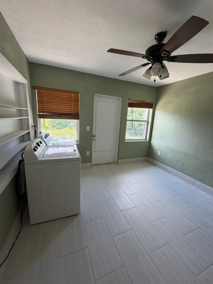 5306 Satel Dr - Photo 5 of 16
