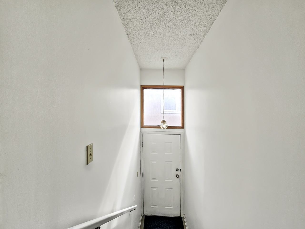 1515 36 St Se #A - Photo 2 of 24