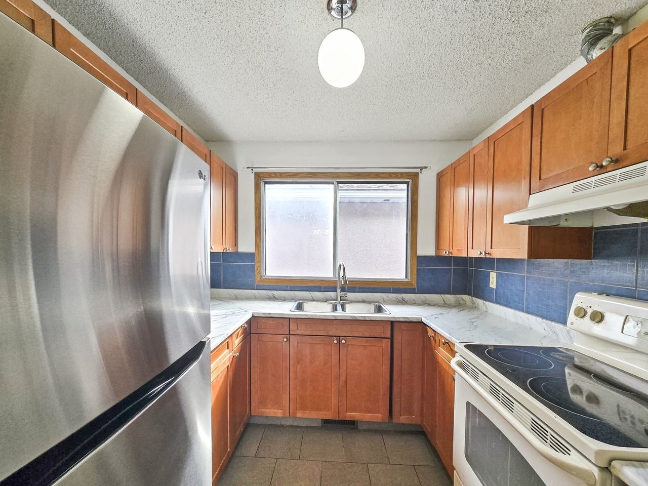 1515 36 St Se #A - Photo 7 of 24