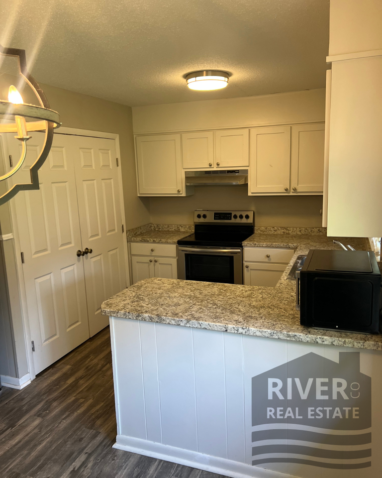 1233 Ridge Dr #1 - Photo 4 of 14