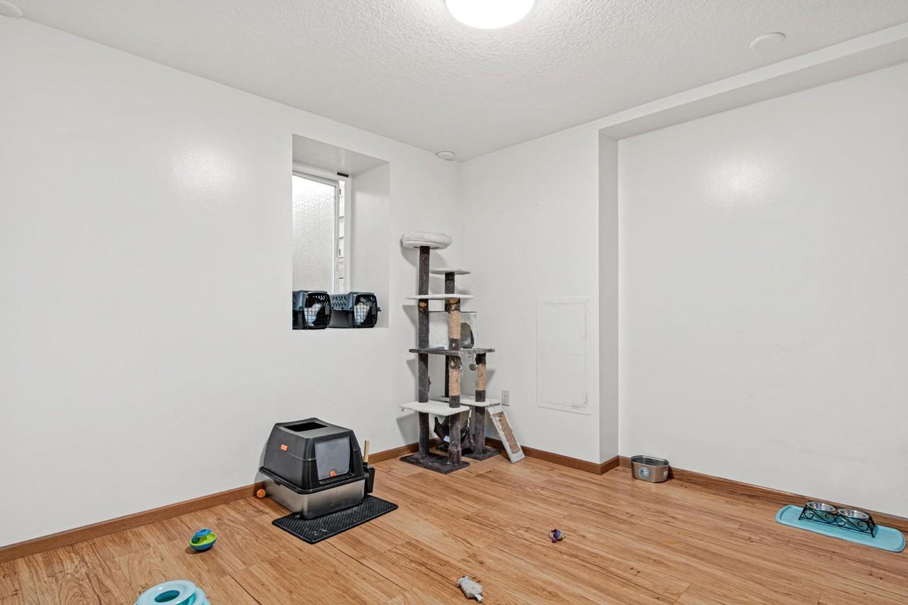 2535 Aldrich Ave S #3GL - Photo 7 of 18