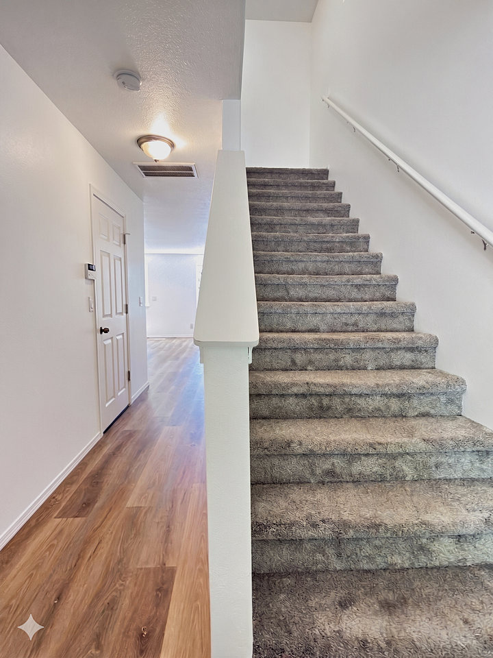 8807 N Tyndall Ave #1 - Photo 6 of 49