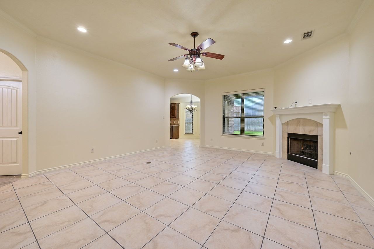 4232 Rocky Rhodes Dr #1 - Photo 2 of 30