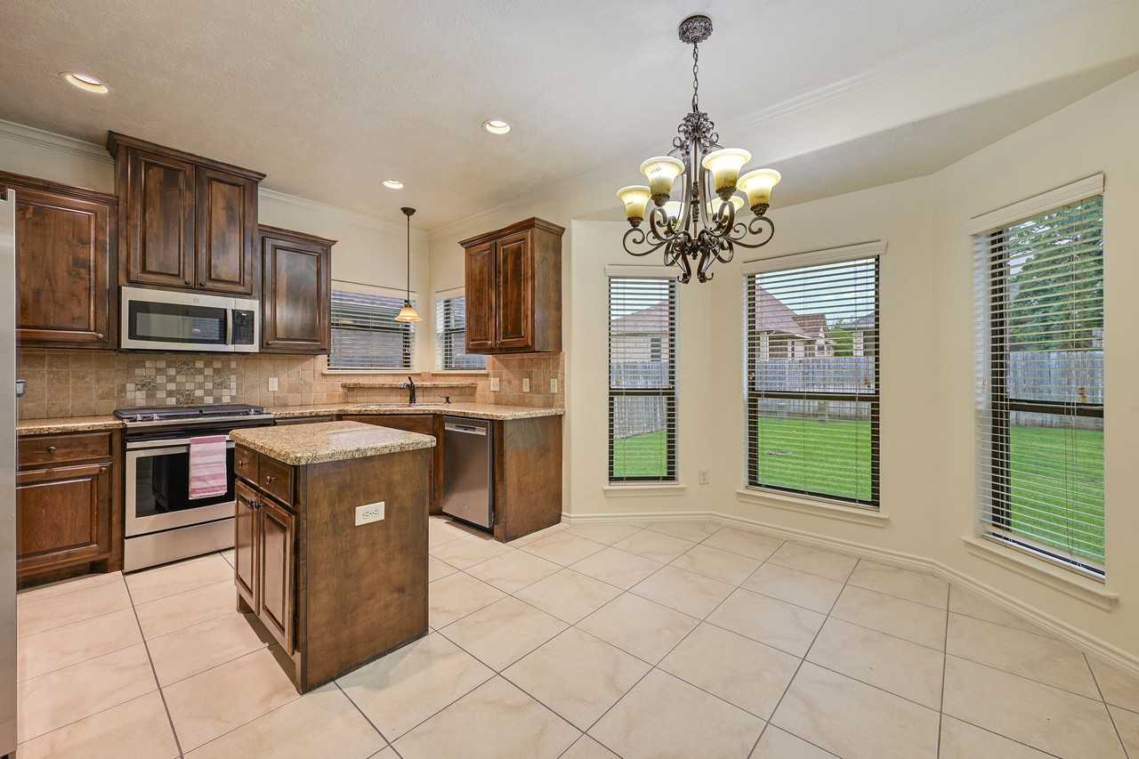 4232 Rocky Rhodes Dr #1 - Photo 3 of 30