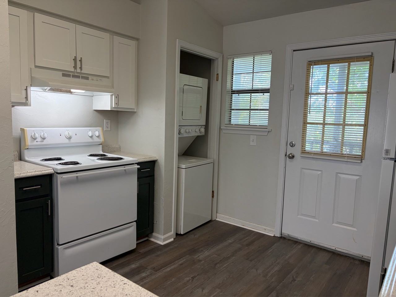 2349 Horne AvenueApt C #C - Photo 4 of 13