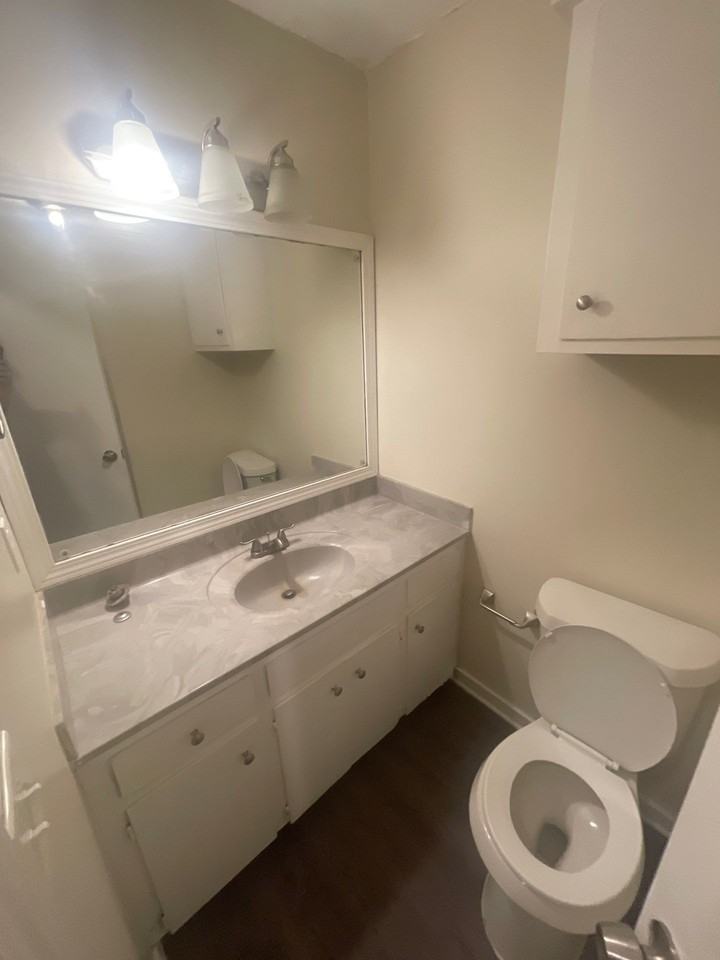 1010 Deryll St #1 - Photo 2 of 20