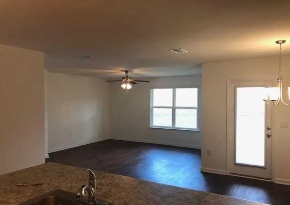 10373 Shetland Dr #1 - Photo 4 of 22