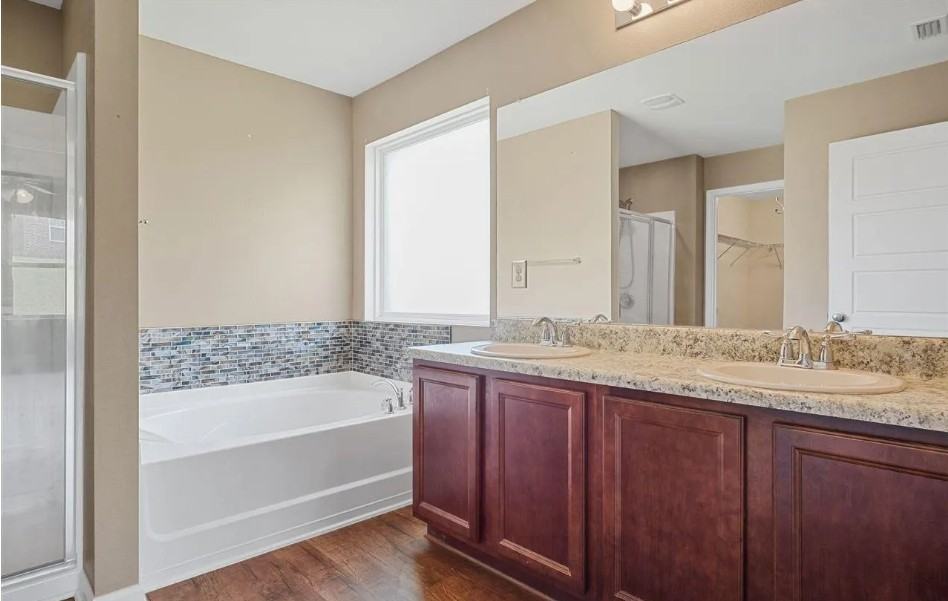 10373 Shetland Dr #1 - Photo 5 of 22