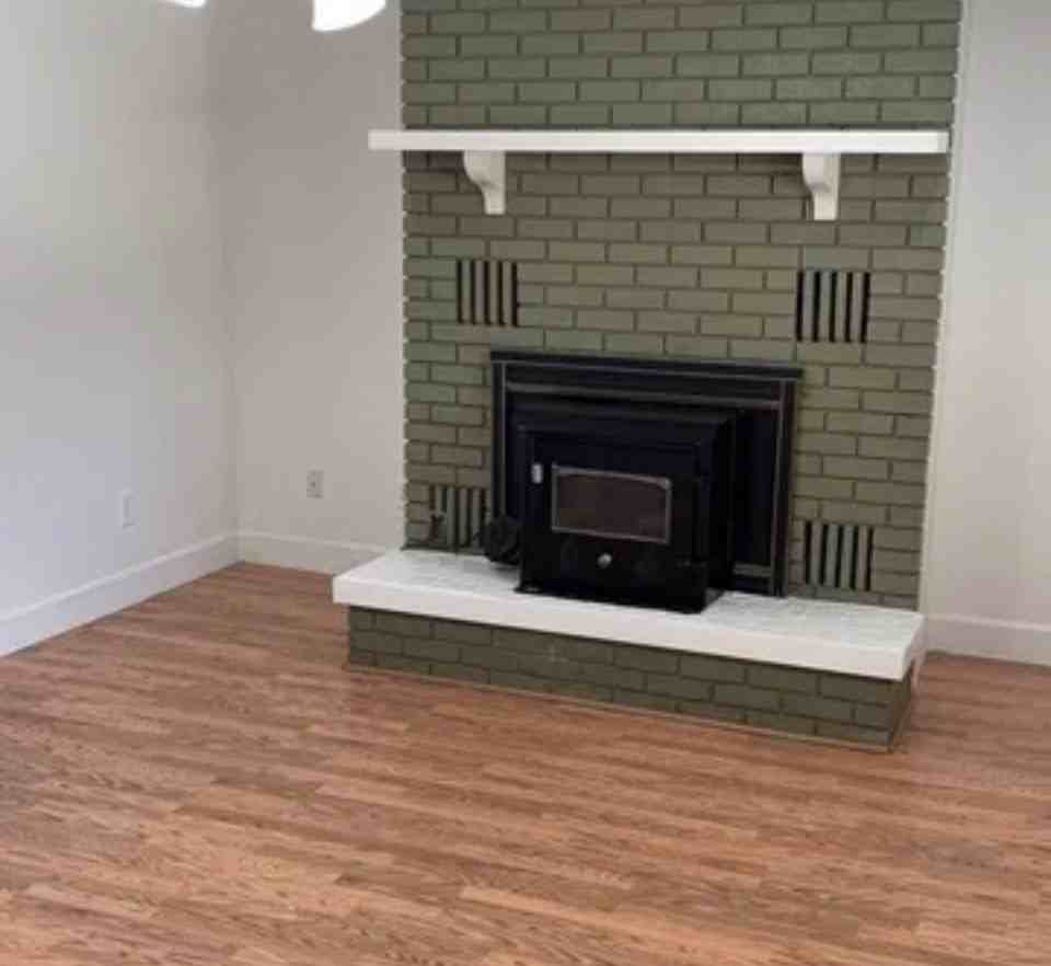 1414 Victors St #1 - Photo 4 of 16