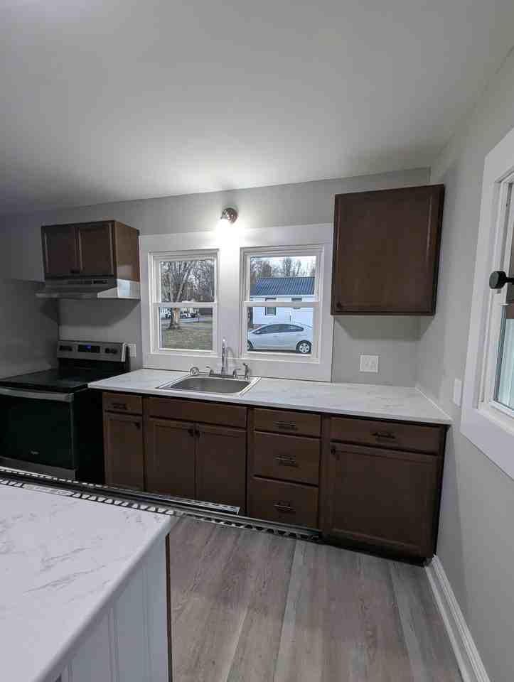 706 Zane Perkins Dr #1 - Photo 4 of 7