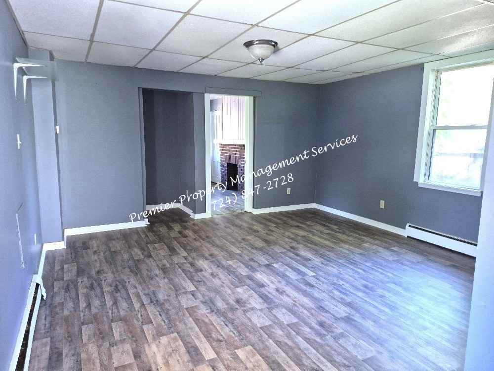 421 Schiller St Fl 1 - Photo 4 of 13
