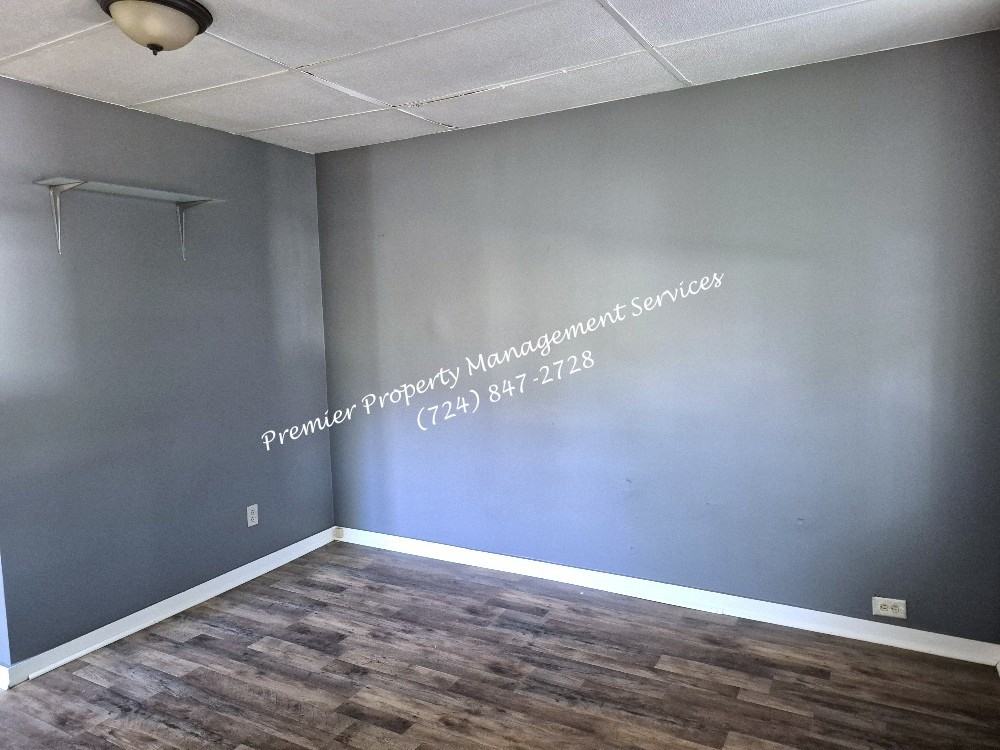 421 Schiller St Fl 1 - Photo 6 of 13