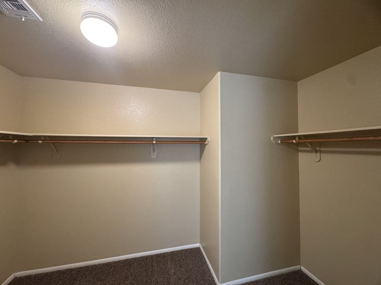 3411 Rosewood St #1 - Photo 6 of 17