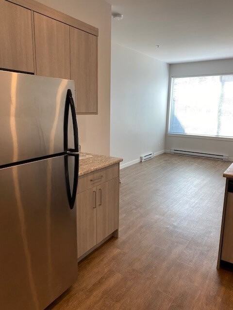 215 - 215 31st St #30 - Photo 7 of 18