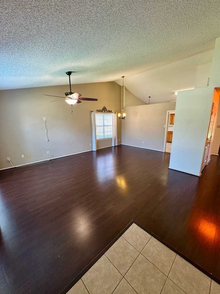 4410 San Mateo Ln #1 - Photo 2 of 17