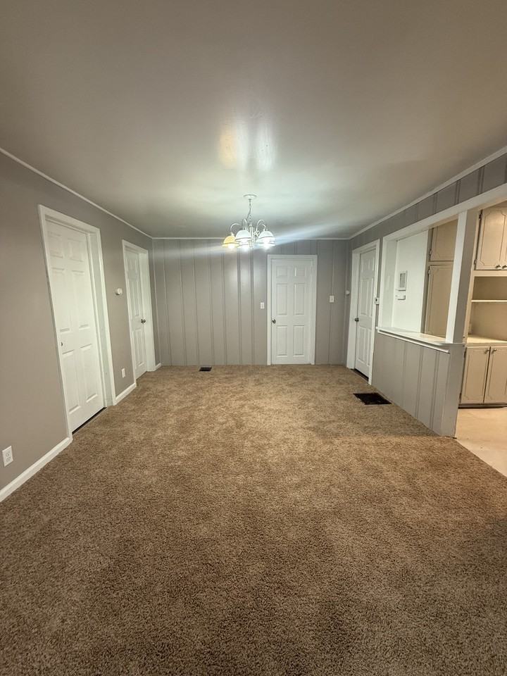 217 Killough Dr #1 - Photo 3 of 9