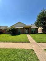 featured image of 4415 Seville Ln #1