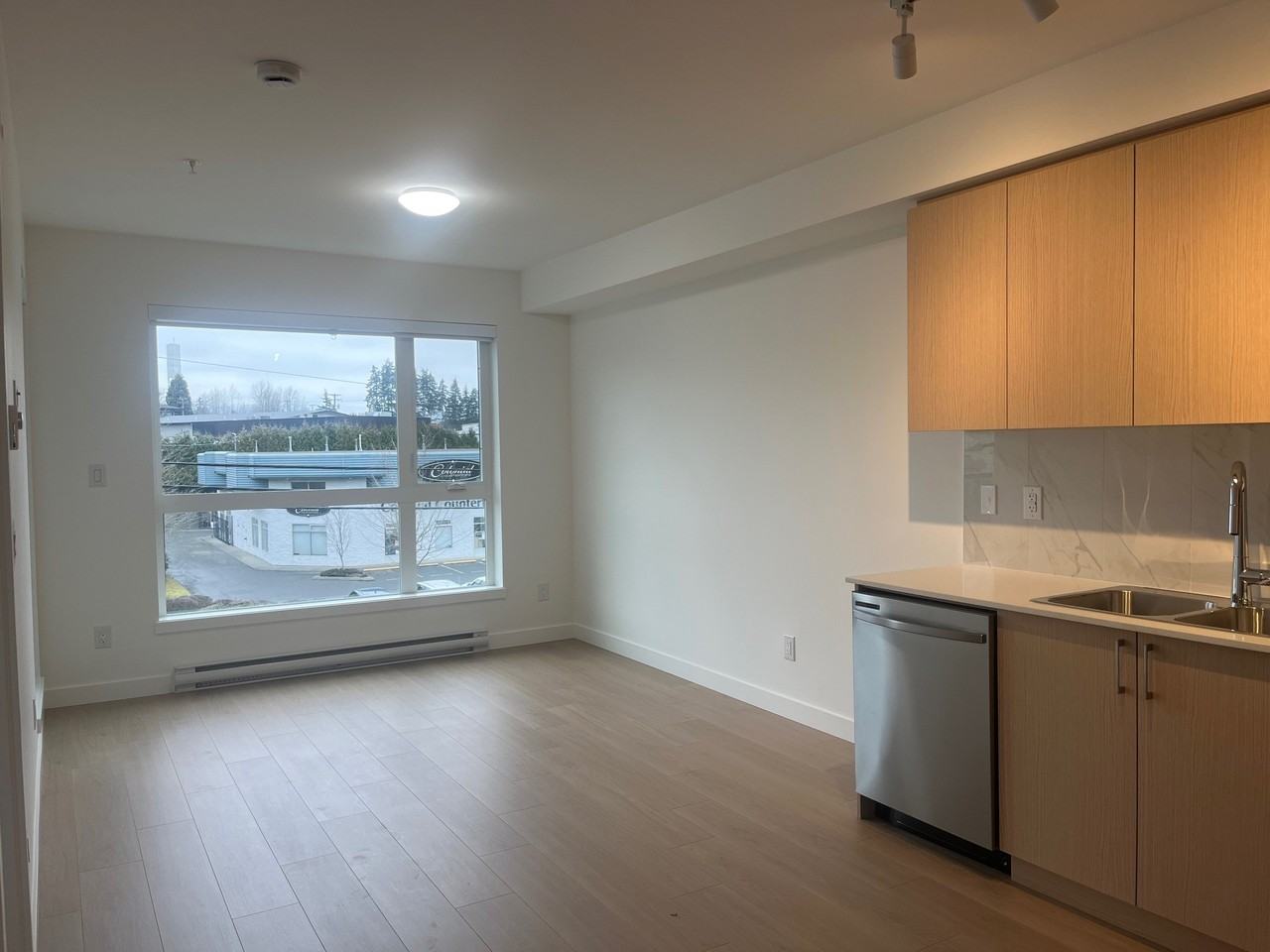 3040 - 3040 Kilpatrick Ave #243 - Photo 2 of 10
