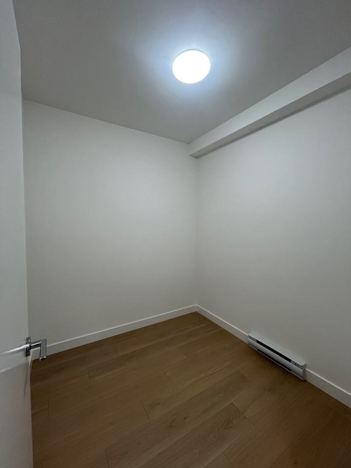 3040 - 3040 Kilpatrick Ave #243 - Photo 6 of 10
