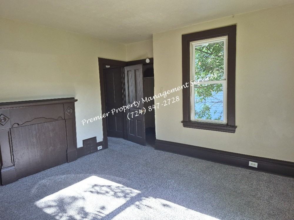 1709 4th Ave #1 - Photo 7 of 15