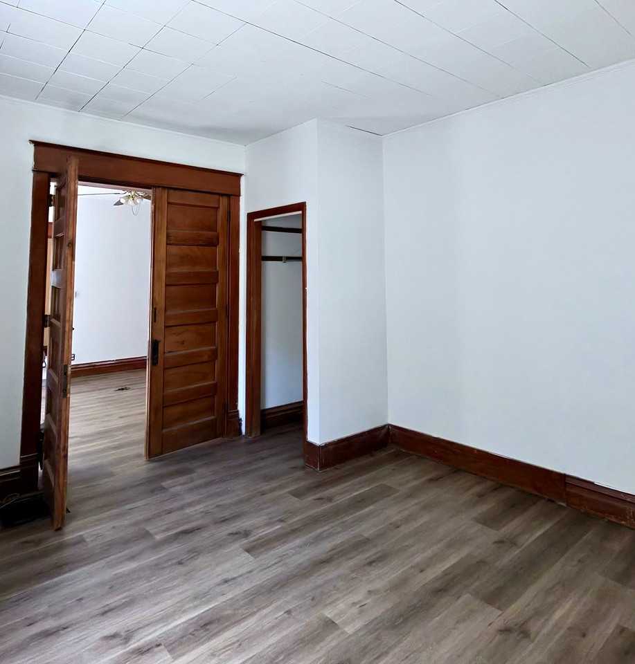 611 1st Ave #A - Photo 2 of 2