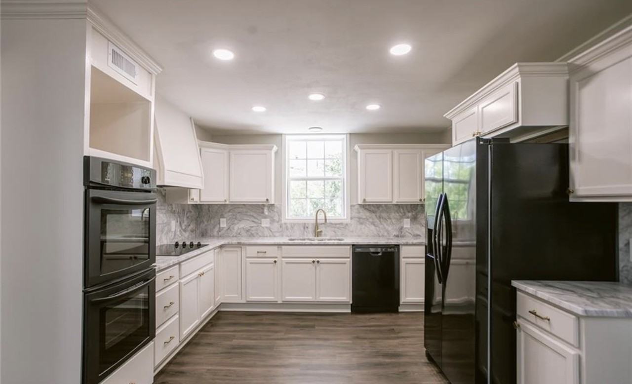 2807 Bluebonnet St #1 - Photo 3 of 12