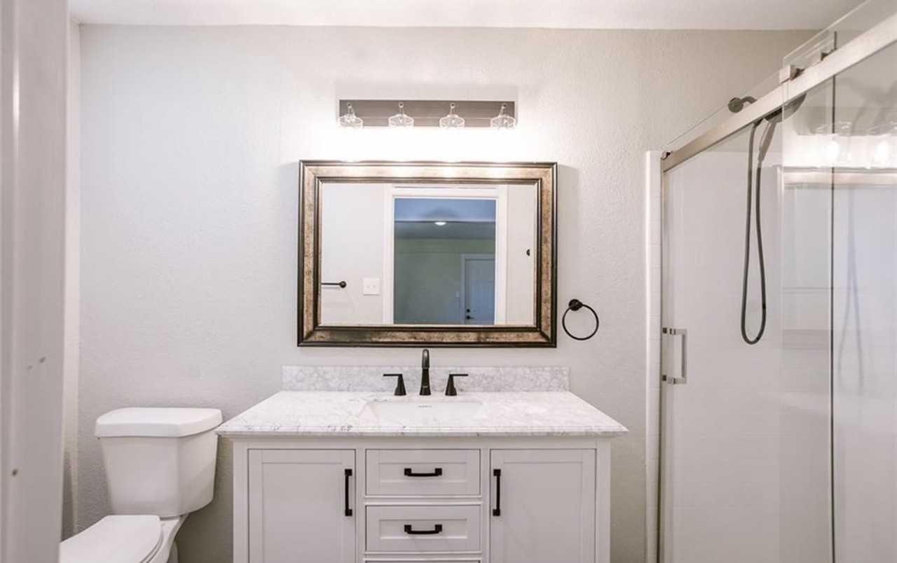 2807 Bluebonnet St #1 - Photo 6 of 12