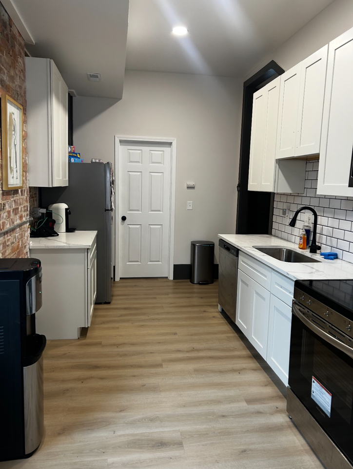 1861 Menard St #1861A - Photo 2 of 11