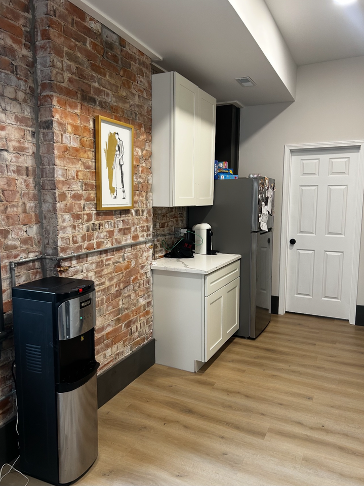 1861 Menard St #1861A - Photo 3 of 11