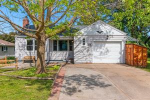 featured image of 418 S Mill St #1