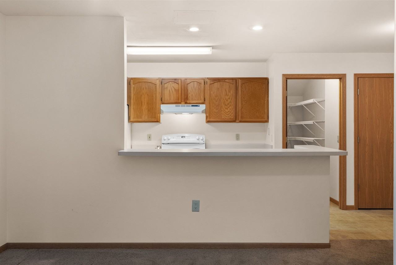3217 Stonecreek Dr #4 - Photo 5 of 16