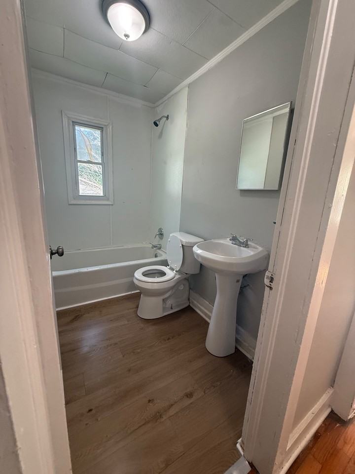 1907 Olmstead St Sw #1909 - Photo 5 of 10
