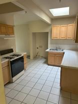 28 Carr St. - A #A - Photo 1 of 1