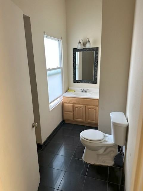 28 Carr St. - A #A - Photo 4 of 4