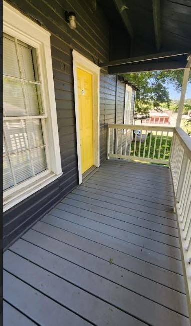 8 Hillside Ave Se #1 - Photo 2 of 5