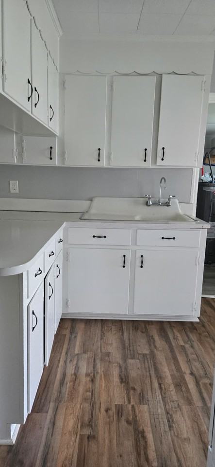 8 Hillside Ave Se #1 - Photo 3 of 5