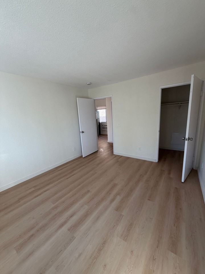 Oxnard - SSM Holdings, LLC - Photo 4 of 8