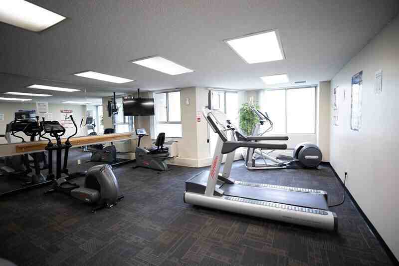 1477 Mississauga Valley Boulevard - Photo 6 of 8