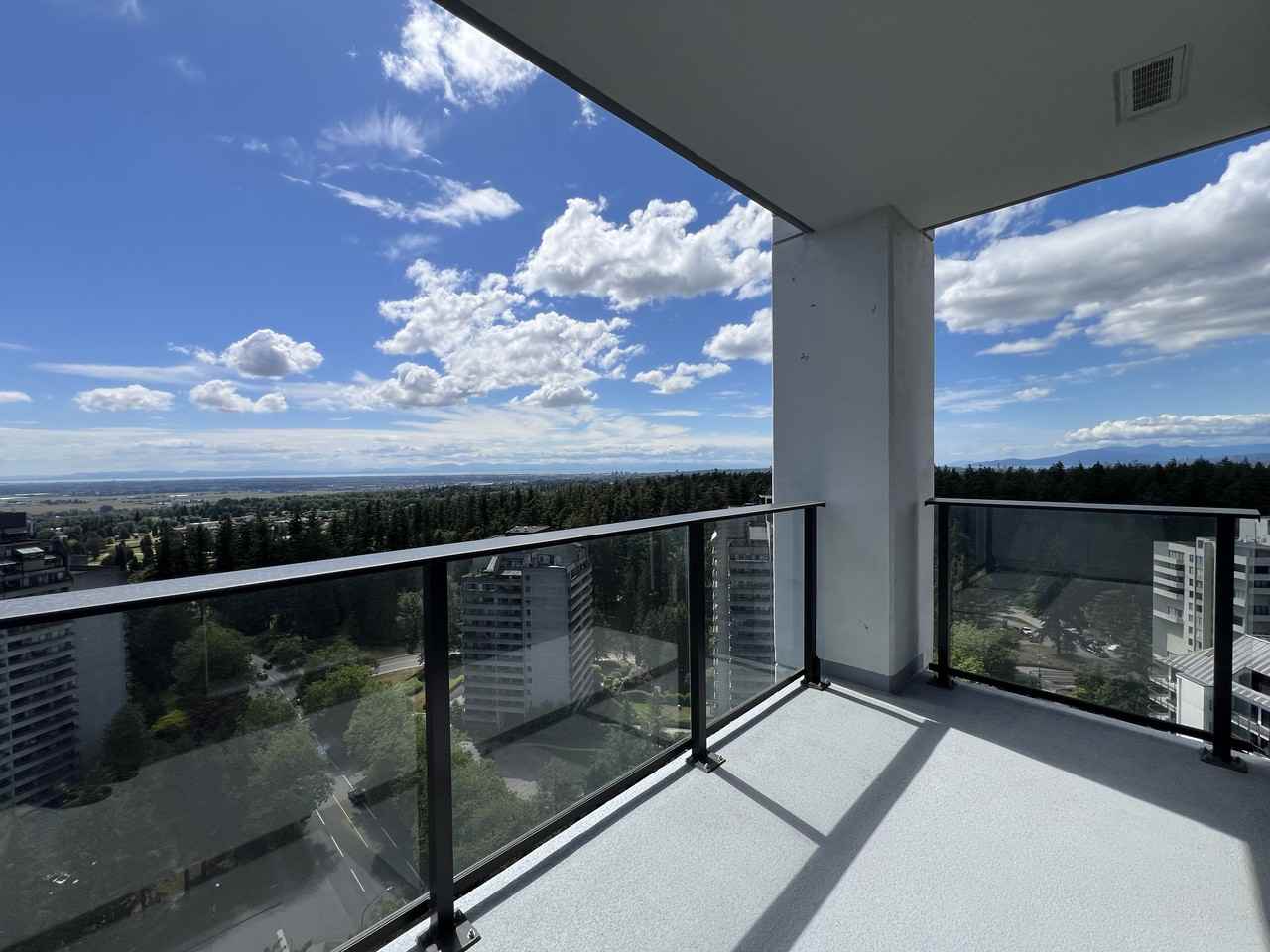 6468 Willingdon Avenue - Photo 9