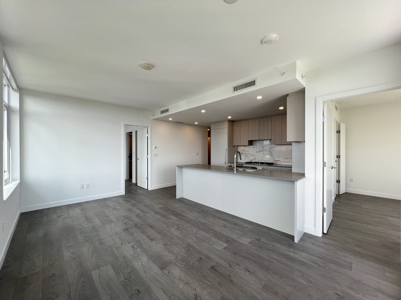 6468 Willingdon Avenue - Photo 22
