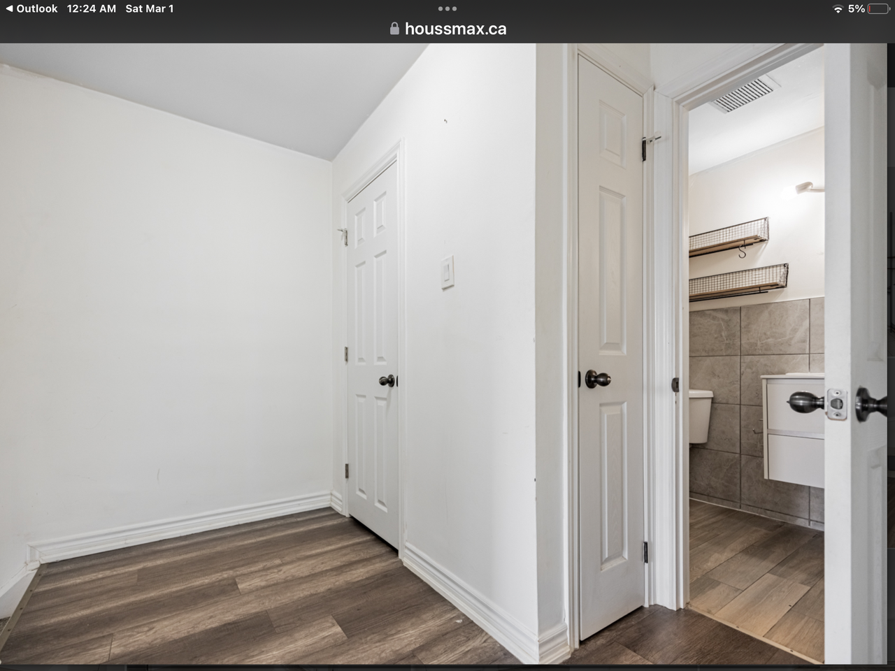 1842 Lakeshore Road West #2 - Photo 6 of 14