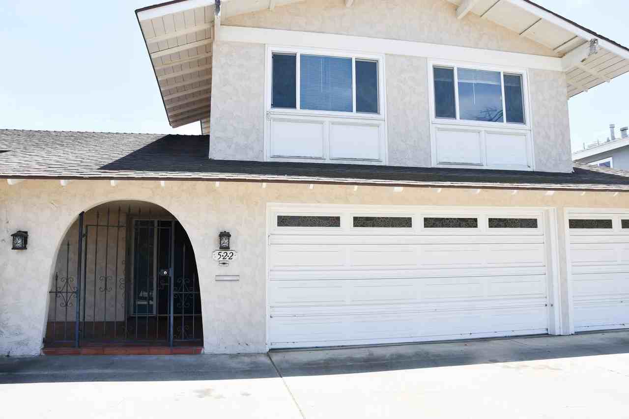 522 E Collins Ave - Photo 4 of 50