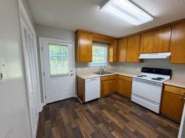 featured image of 427 E Main St