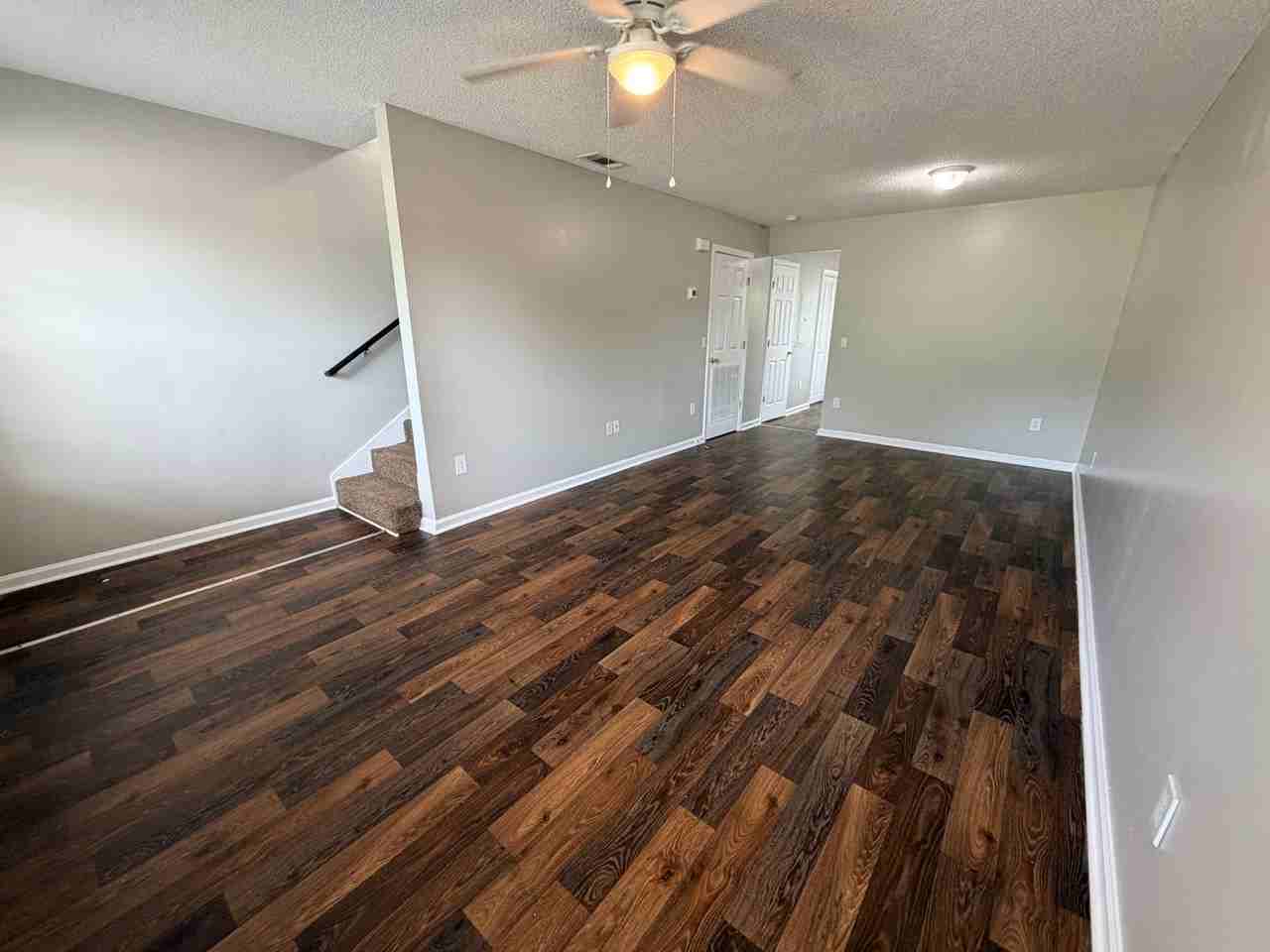 427 E Main St - Photo 2 of 13
