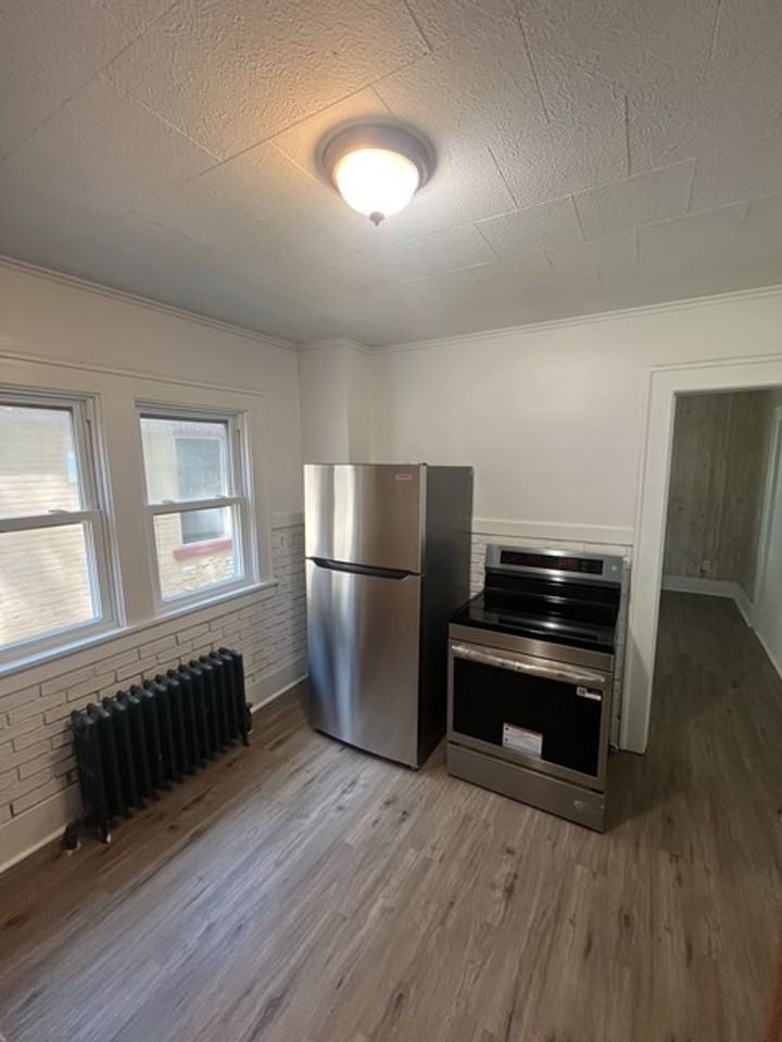 19 Garland Ave - Photo 3 of 19