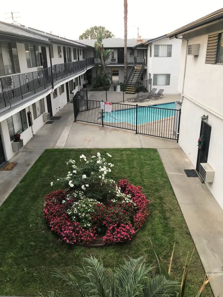 Walnut St. Apts. - Photo 2 of 13