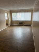 featured image of 1015 York Ave