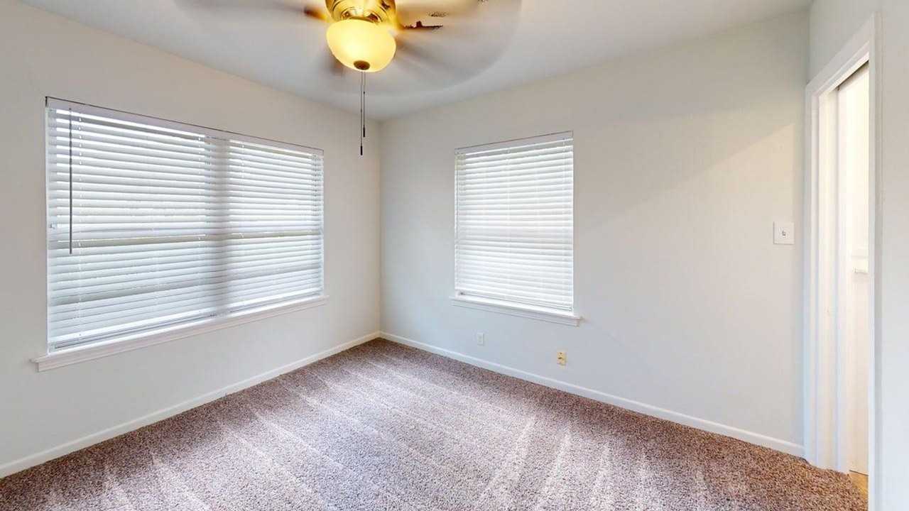 2618 Goliad St - Photo 7 of 14