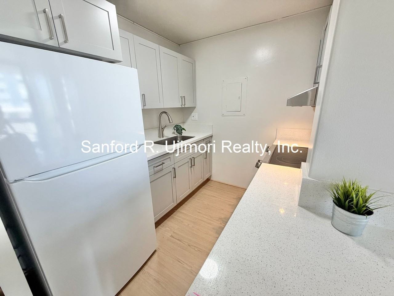 775 Kinalau Pl #301 - Photo 4 of 11